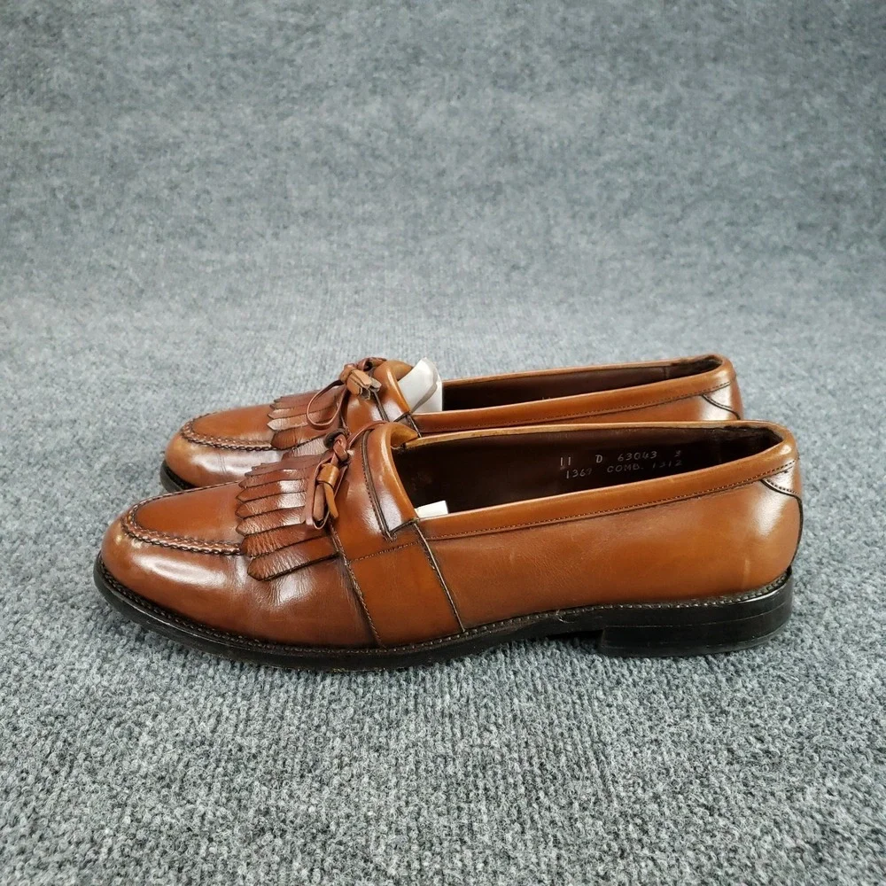 Allen Edmonds Chelsea Loafer Mens‎ Size 11 D  Chestnut Brown Kiltie Tassel Z